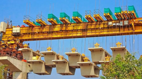 Trung Quốc phát minh "siêu cỗ máy" bất bại, có khả năng xây cầu khổng lồ chỉ trong vài ngày, nâng vật nặng lên tới 900 tấn, giúp giảm mạnh chi phí thi công