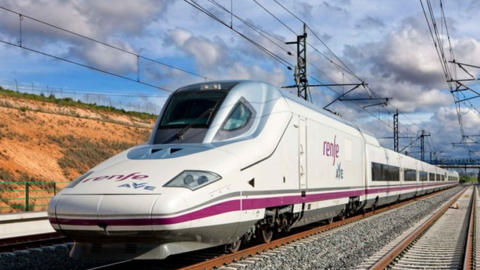 Đề xuất Thủ tướng lập tổ công tác nghiên cứu đường sắt tốc độ cao Bắc - Nam