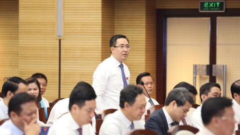 Chỉ rõ nguyên nhân việc chậm phê duyệt, triển khai các dự án nước thải, công viên vườn hoa