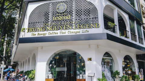 Top 10 thương hiệu F&B tại Việt Nam năm 2023: Highlands Coffee, Trung Nguyên Legend, Phúc Long đều đứng sau một hãng gà rán