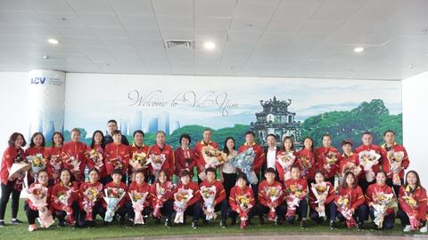 Đội tuyển Bóng đá nữ Việt Nam về nước sau hành trình tại World Cup