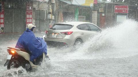 Mưa giông lớn ở Bắc bộ có thể kéo dài đến đầu tuần sau