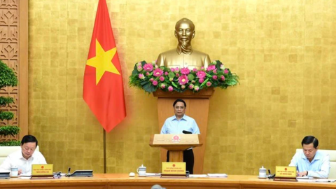 Khẩn trương hoàn chỉnh hồ sơ dự án đường sắt tốc độ cao Bắc – Nam để báo cáo Bộ Chính trị