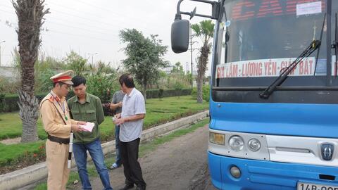 Quảng Ninh tổng kiểm soát ô tô kinh doanh vận tải qua 2 giai đoạn