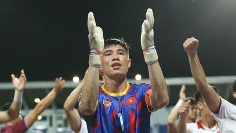 Vì sao thủ môn Quan Văn Chuẩn không được gọi lên U23 Việt Nam?