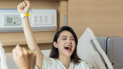 Minh Hằng sinh con chưa đầy tháng đã tiết lộ: Quá tải, hứa sớm quay lại showbiz