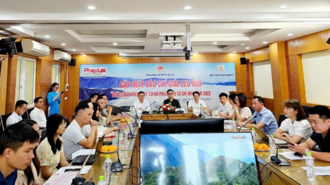 “Bước chân trên mây”, cùng chinh phục đỉnh Tà Chì Nhù