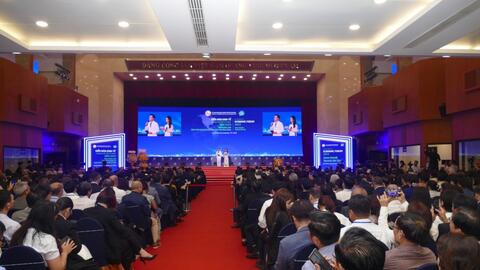 Khai mạc Diễn đàn Kinh tế TP Hồ Chí Minh năm 2023: Giải pháp xanh hóa nền kinh tế