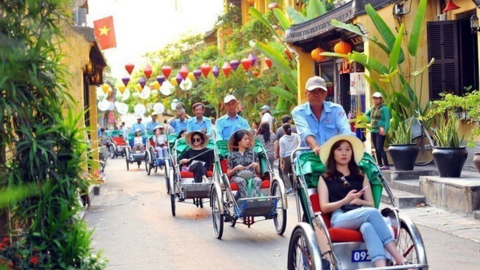 Việt Nam có thể đón đến 12 triệu lượt khách quốc tế