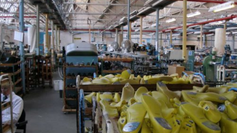 Việt Nam sở hữu một nhóm hàng đang “hốt bạc” từ Đông sang Tây: Trung Quốc, Mỹ ra sức chi hàng tỷ USD mua hàng, nước ta xuất khẩu đứng thứ 2 thế giới