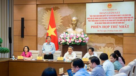 Quốc hội giám sát chương trình phục hồi kinh tế tại 10 địa phương