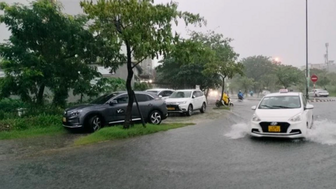 Miền Bắc tăng nhiệt, miền Trung tiếp tục mưa lớn