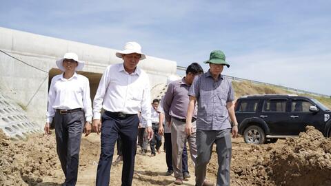 Sớm hoàn trả đường dân sinh bị hư hỏng do thi công cao tốc