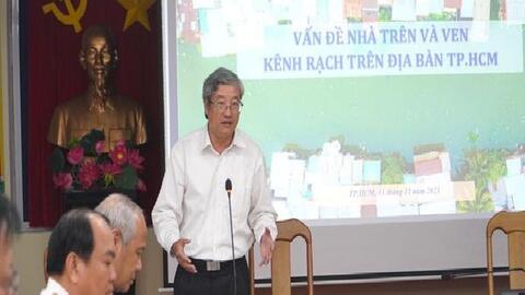 Tìm giải pháp di dời nhà ven kênh rạch