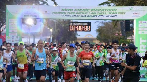 Hoàng Nguyên Thanh vô địch Giải marathon Bình Phước 2023