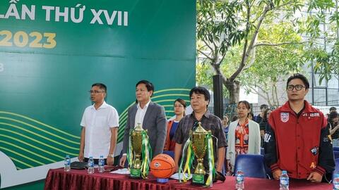 Khởi tranh Vòng chung kết giải Bóng rổ Học sinh Tiểu học Hà Nội