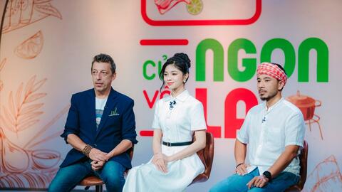 Á hậu Minh Kiên tự hào món cừu hầm nho của Ninh Thuận