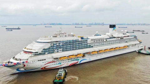 Trung Quốc thử nghiệm siêu du thuyền nội địa đầu tiên