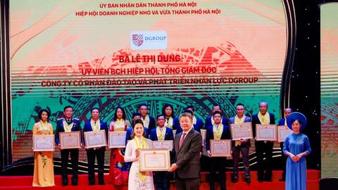 CEO 8X hai năm liền được vinh danh doanh nhân tiêu biểu