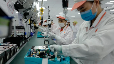 PMI tháng 1/2024 vượt ngưỡng 50 điểm: Bước khởi đầu đáng khích lệ của ngành sản xuất Việt Nam