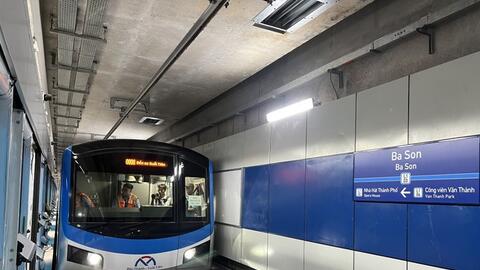 Tàu metro số 1 TPHCM chạy thử nghiệm liên tục trong dịp Tết Nguyên đán