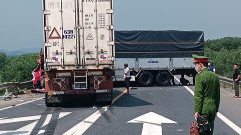 Thủ tướng yêu cầu rà soát cao tốc Cam Lộ - La Sơn và các tuyến chỉ có hai làn xe