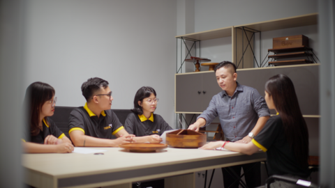 Cách một startup Việt 'đấu' với DN từ Trung Quốc: Bán khay đồ ăn giá 1 triệu đồng cho người Mỹ, sản lượng 200 cái/mẫu/tháng, suýt cháy hàng