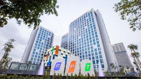 FPT lên kế hoạch lợi nhuận 2024 vượt 10.000 tỷ đồng, chia cổ tức ngay sau ĐHĐCĐ, hé lộ đã "chốt đơn" 70 triệu chip