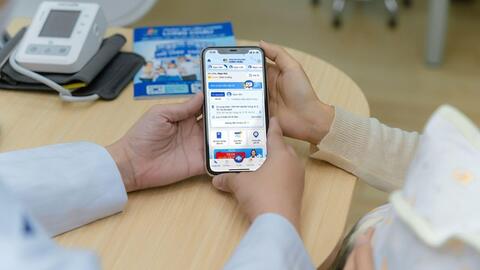 Long Châu tiên phong ra mắt sổ tiêm chủng điện tử tại Việt Nam