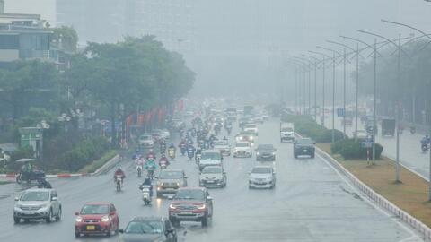 Hà Nội sáng và đêm có mưa nhỏ, sương mù rải rác