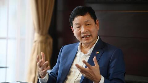 Trong khi ông Nguyễn Đức Tài chia tay 10.000 nhân sự, ông Trương Gia Bình tuyên bố: Không ai được mất việc, tìm giải pháp thế nào là trách nhiệm của người lãnh đạo