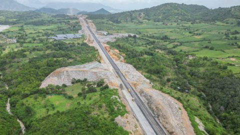 Khai thông 2 dự án quan trọng