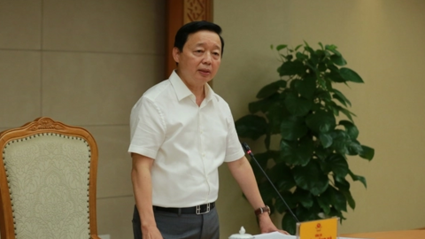 Phó Thủ tướng: Khẩn trương hoàn thiện nghị định về tiền thuê đất, tiền sử dụng đất để Luật Đất đai 2024 có hiệu lực sớm