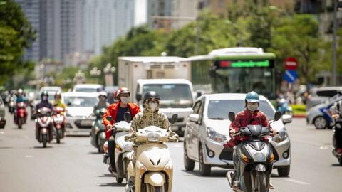 Hà Nội ngày nắng, có nơi trên 33 độ C