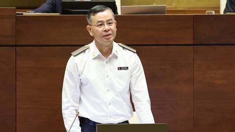 Quốc hội chất vấn Tổng Kiểm toán Nhà nước Ngô Văn Tuấn