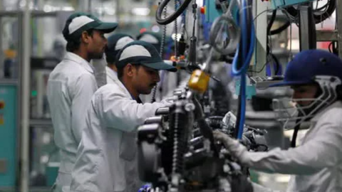 Ấn Độ duy trì “ngôi vương” tăng trưởng nhanh nhất thế giới