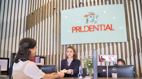Thấy gì qua bức tranh chi trả quyền lợi bảo hiểm Prudential Việt Nam?