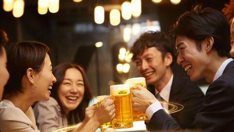 TAB 100 GOLD - Mang cảm hứng mới đến cho ngành bia Việt Nam