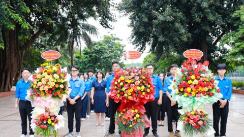 140 thanh niên ưu tú quận Hai Bà Trưng báo công dâng Bác