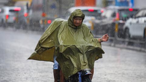 Bắc Bộ mưa dông, cảnh báo ngập lụt ở các vùng trũng