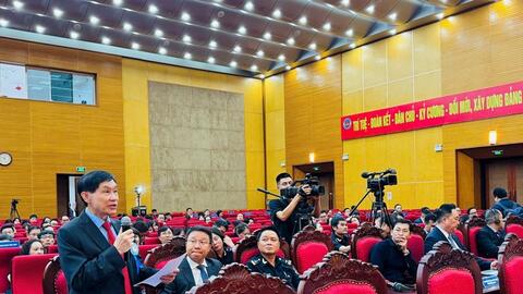 "Vua hàng hiệu" Johnathan Hạnh Nguyễn đưa ra 6 kiến nghị với ngành Hải quan