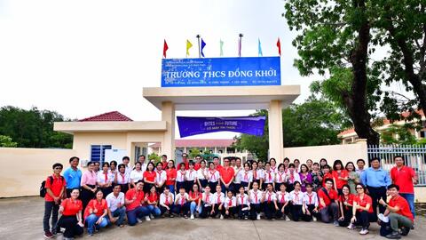 Nâng cao kỹ năng công nghệ cho học sinh vùng biên giới