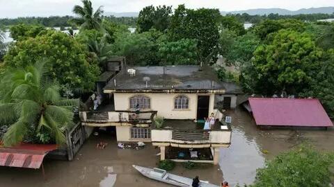 Philippines tuyên bố quốc tang tưởng nhớ những nạn nhân của bão Trà Mi