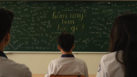 Anh “Chánh Văn” Hoàng Anh Tú gỡ tâm lý cho học sinh cuối cấp