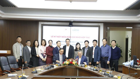 Tăng cường hợp tác quốc tế trong lĩnh vực tế bào gốc và y học tái tạo