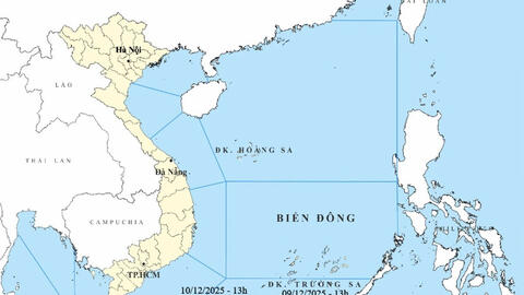 Vùng áp thấp ở Biển Đông suy yếu và tan dần, gió giật cấp 7