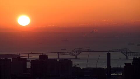 Người Nhật đi tìm nơi tốt nhất ngắm mặt trời mọc đầu tiên của năm mới