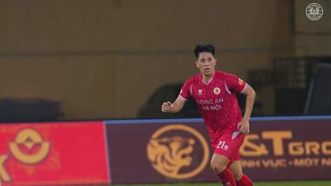 Tuyển Việt Nam kỳ vọng vào sự trở lại của Văn Hậu và Đình Trọng