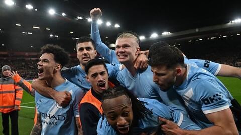 Man City dội gáo nước lạnh vào tham vọng xưng vương của Arsenal