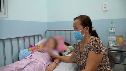 Nhiều bệnh nhi nhập viện vì nắng nóng tại TPHCM